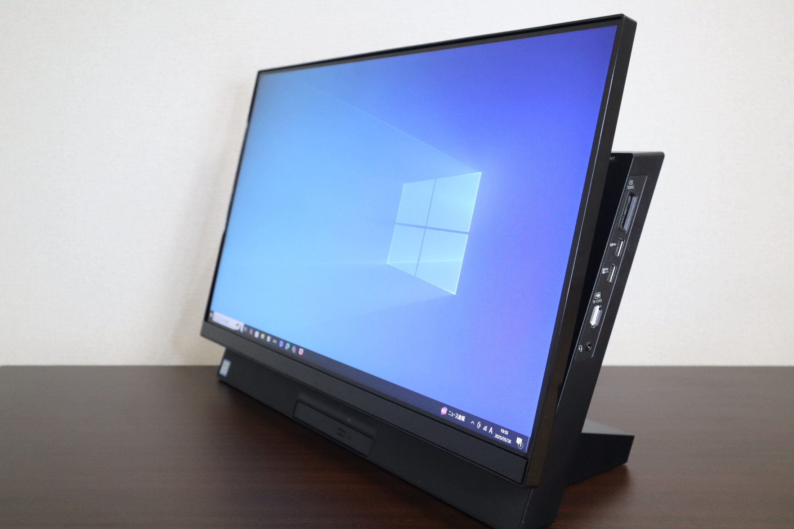 NEC製 PC-GD187UCAF 一体型デスクトップパソコン