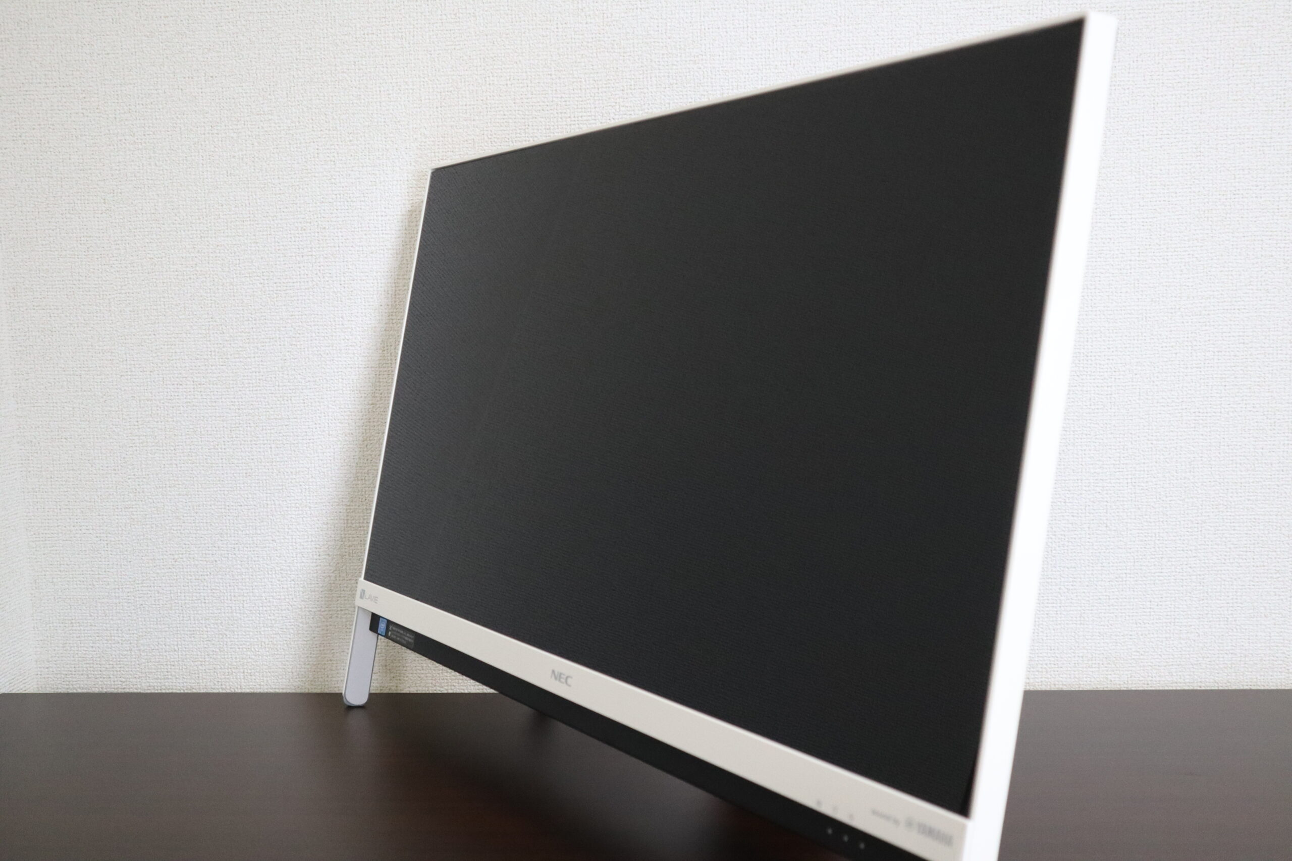 NEC  一体型TVパソコン　DA370/A 正常稼働・ 画面が真っ暗なままパソコンが起動しない、NEC製一体型デスクトップ