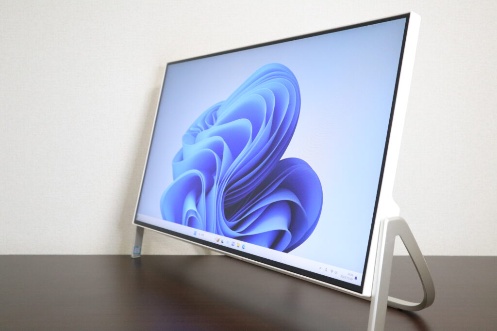 FUJITSU製 WF1/B1 FMVWB1F17D 一体型デスクトップパソコン