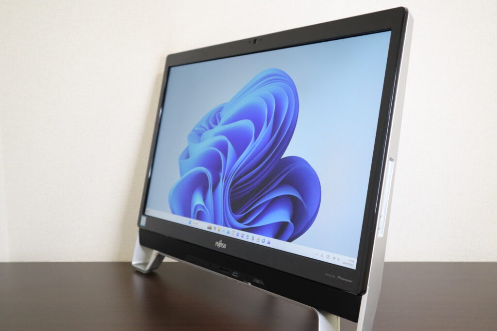 FUJITSU製 WF1/X FMVWXF1B 一体型デスクトップパソコン