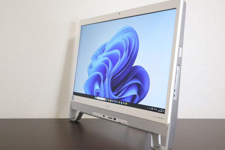 FUJITSU製 FH70/YD FMVF70YDW 一体型デスクトップパソコン