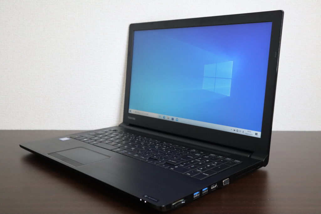東芝パソコンノ-トdynabook T553/37JB/Windows11