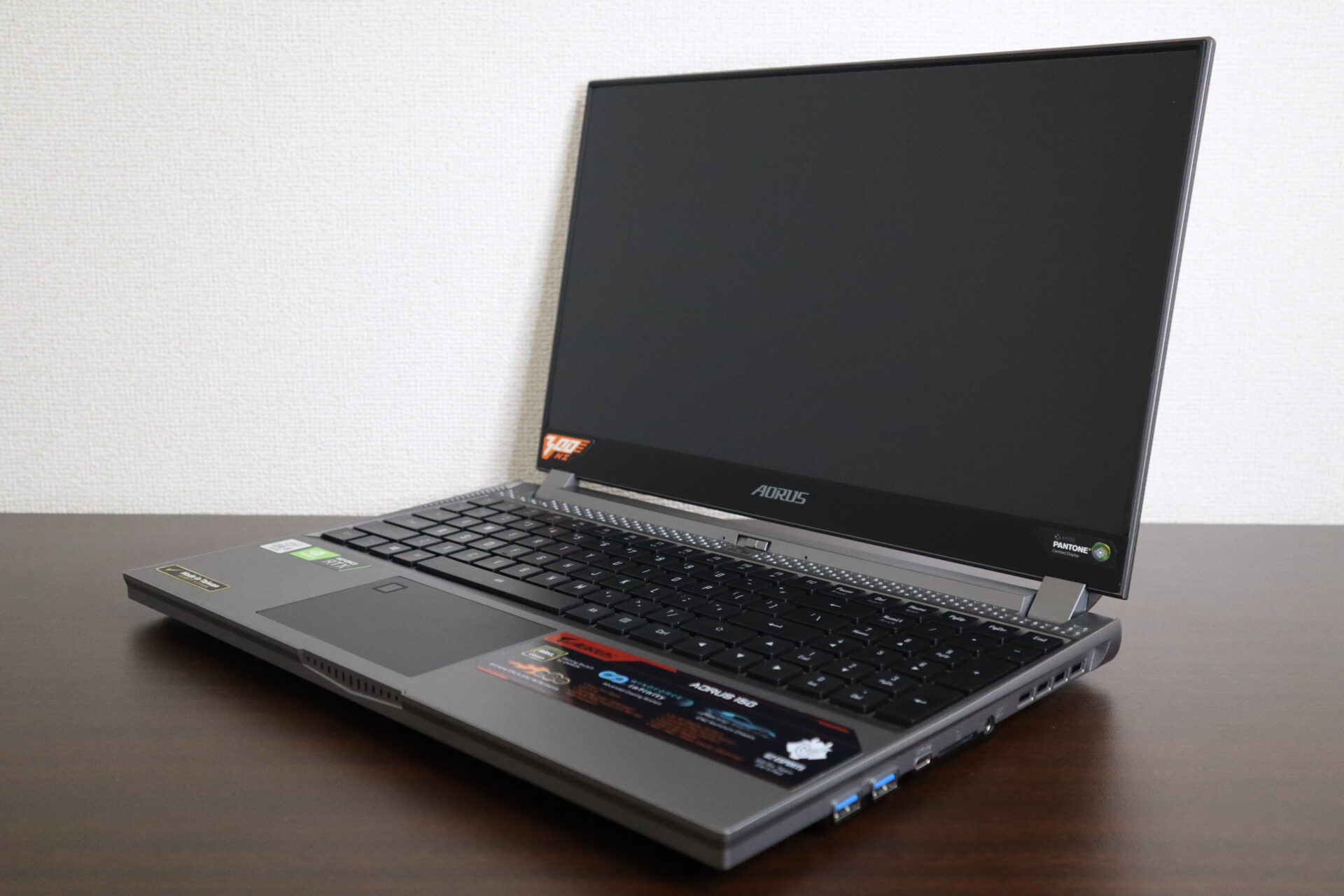 GIGABYTE製 AORUS 15G RX5G ノートパソコン