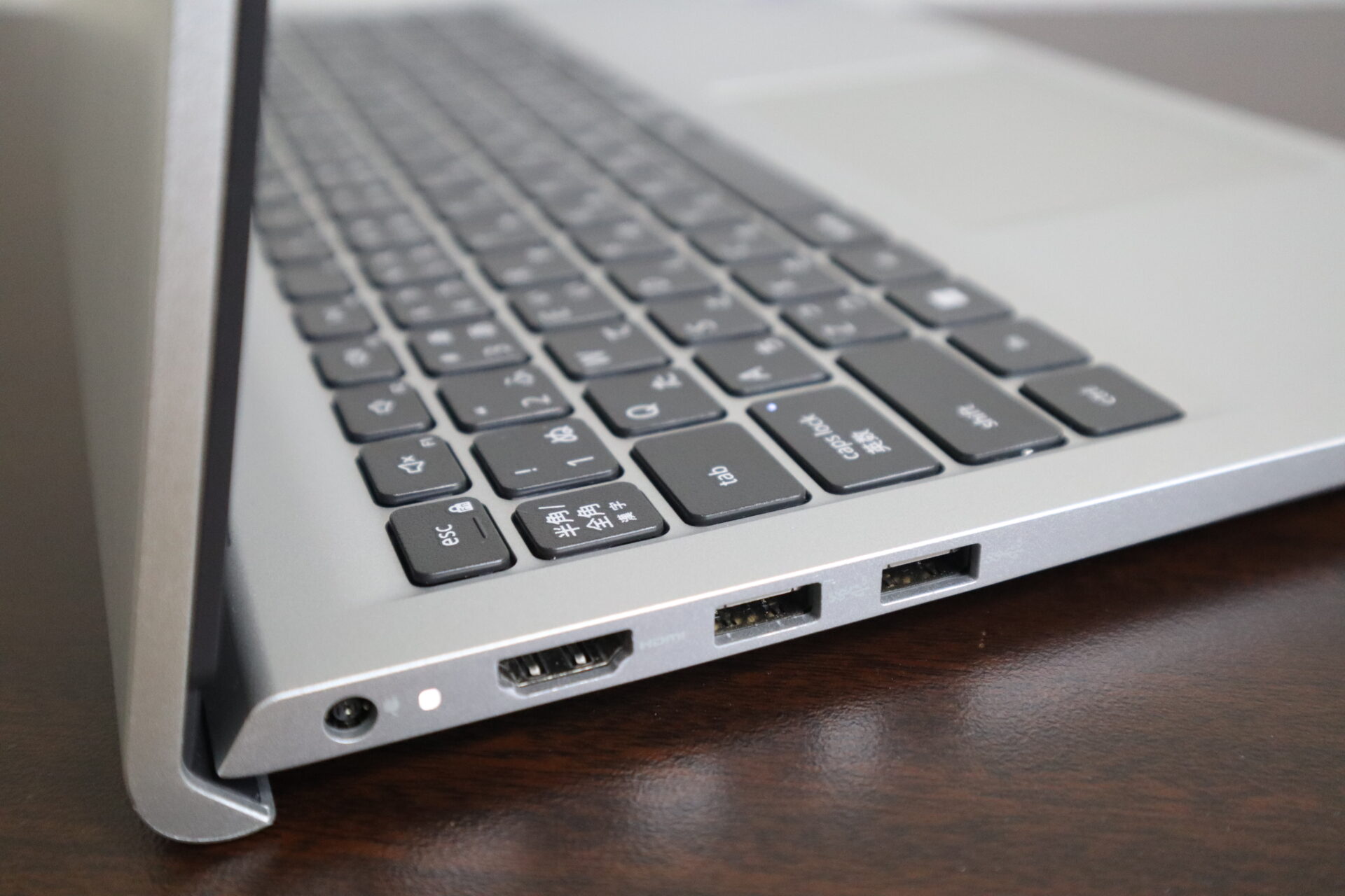 DELL製 Inspiron 3520 ノートパソコン