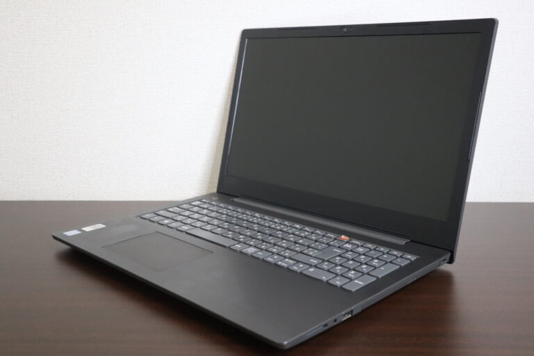 Lenovo製 V330-15IKB ノートパソコン