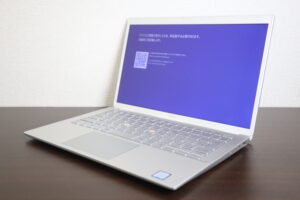 DELL製 Inspiron 5390 ノートパソコン