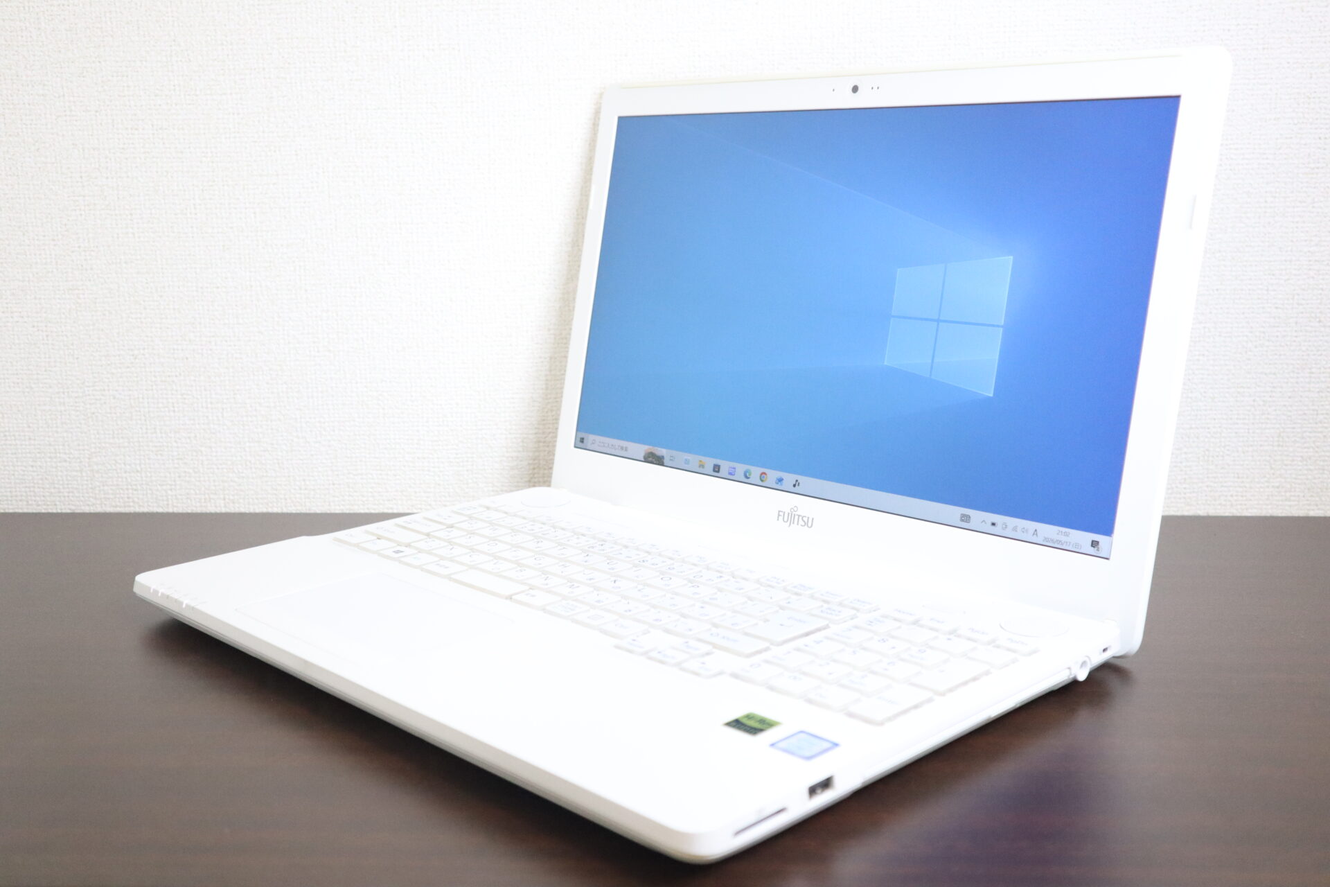FUJITSU製 AH53/B2 FMVA53B2WK ノートパソコン