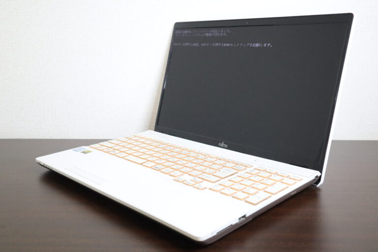 FUJITSU製 AH56/D1 FMVA56D1WK ノートパソコン