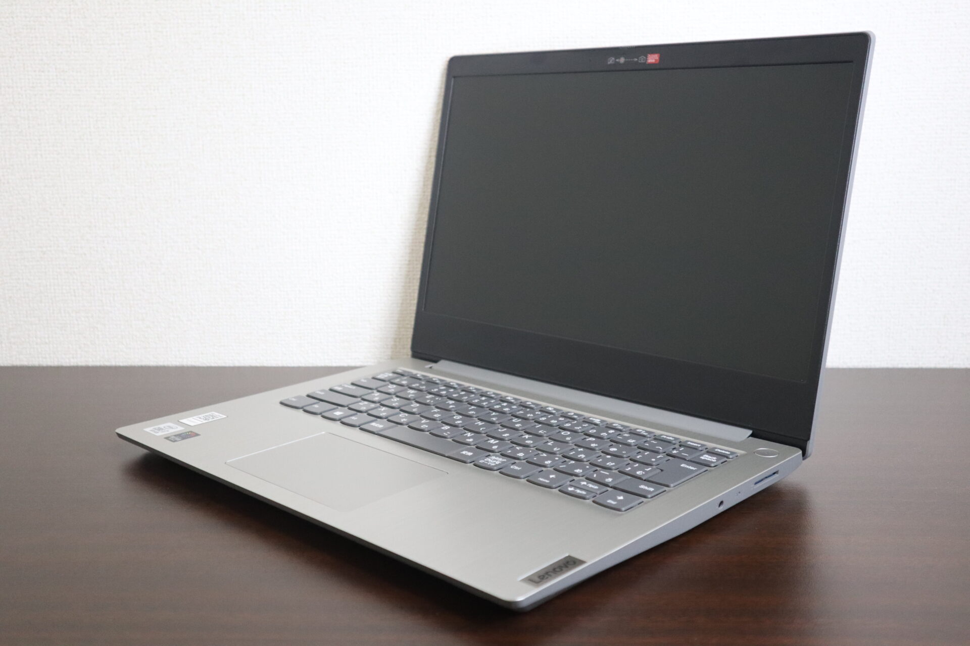 Lenovo製 IdeaPad 3 14IIL05 ノートパソコン