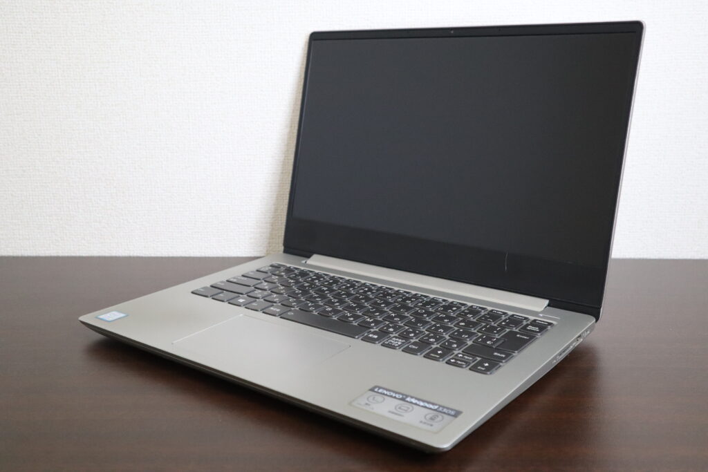 Lenovo製 ideapad 330S-14IKB ノートパソコン
