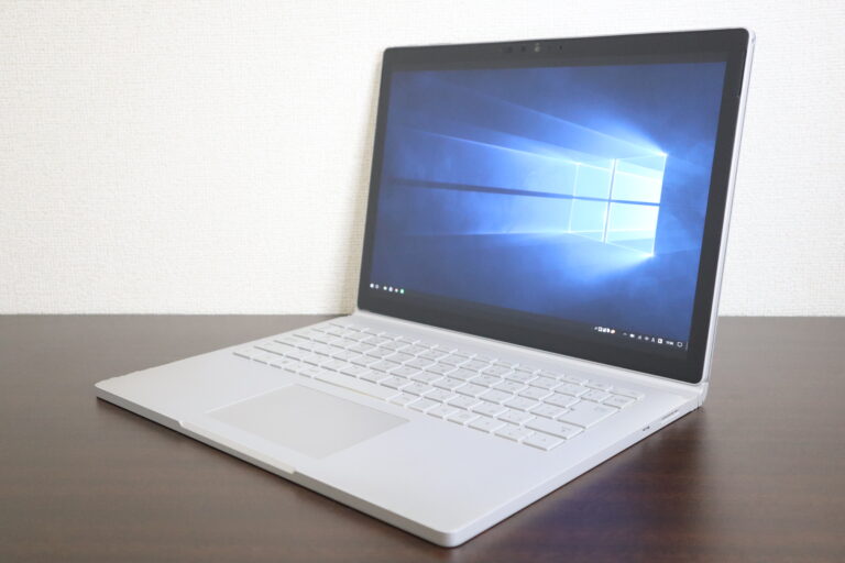 Microsoft製 Surface Book 2 ノートパソコン