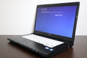 FUJITSU製 A561/D FMVNA5NG ノートパソコン