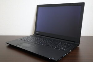 TOSHIBA製 B35/R PB35RNAD483AD81 ノートパソコン