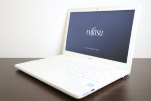 FUJITSU製 AH50/C2 FMVA50C2WP ノートパソコン