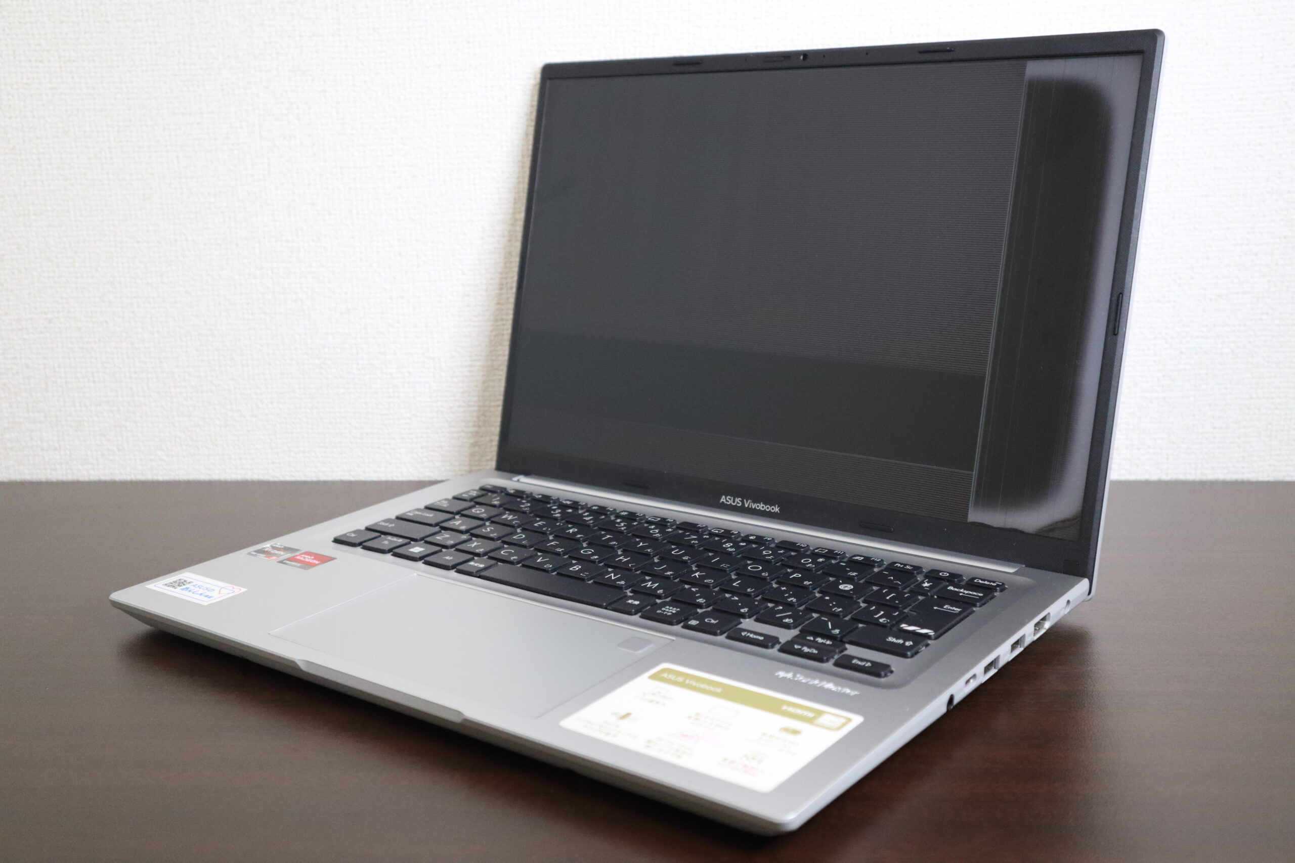 ASUS製 Vivobook 14 M1405Y ノートパソコン