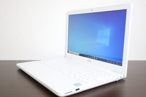 FUJITSU製 AH50/C3 FMVA50C3WP 一体型ノートパソコン