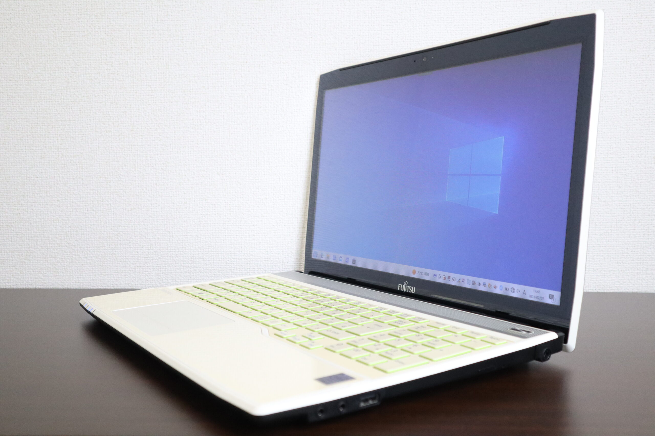 laptop-1-87-scaled.jpg