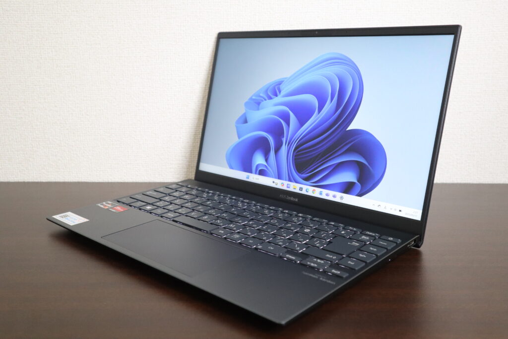 ASUS製 ZenBook 14 UM425I ノートパソコン