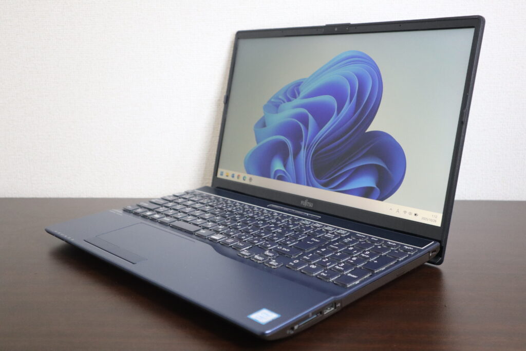 FUJITSU製 AH79/D3 FMVA79D3LK ノートパソコン