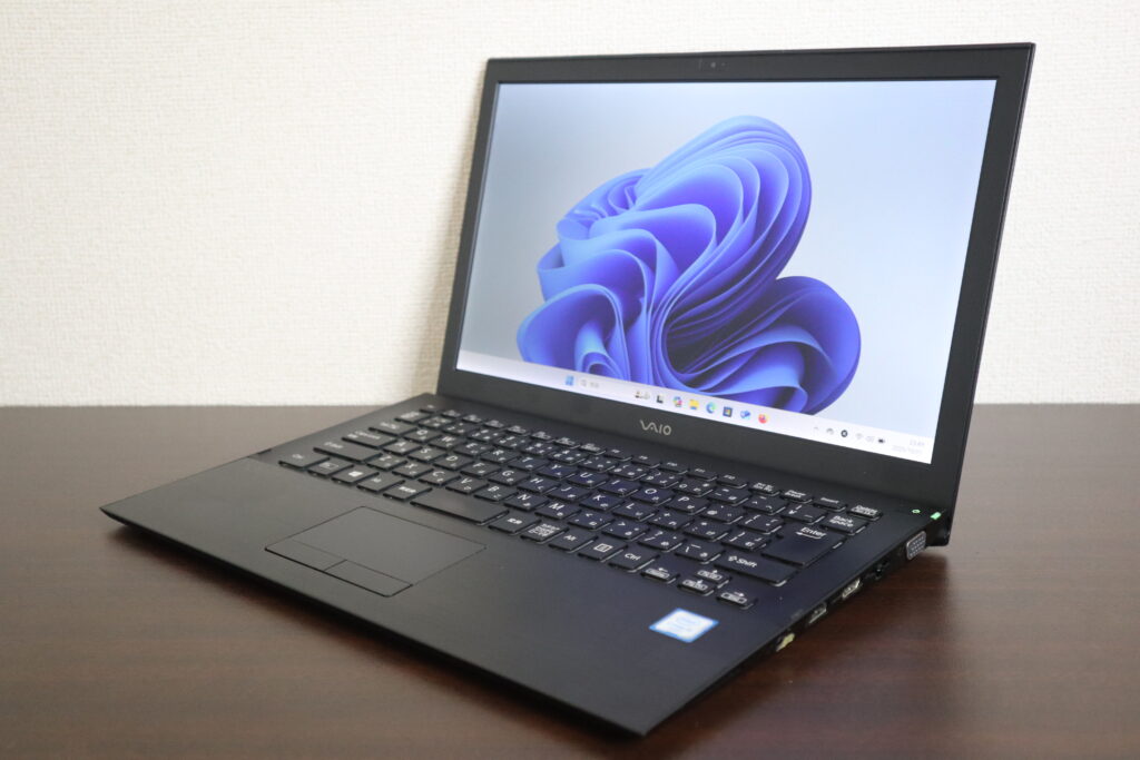 VAIO製 VJP132C11N ノートパソコン