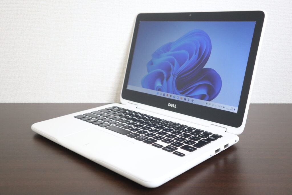 DELL製 Inspiron 3168 ノートパソコン