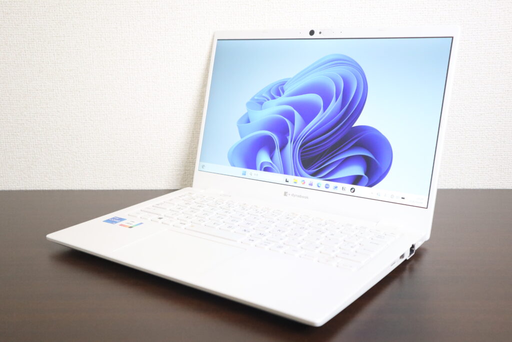 dynabook製 dynabook G6/P P3G6PSBW ノートパソコン