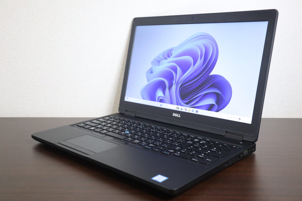DELL製 Precision 3520 ノートパソコン