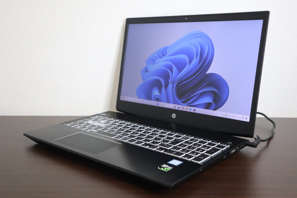 HP製 Gaming Pavilion 15-cx0104TX ノートパソコン