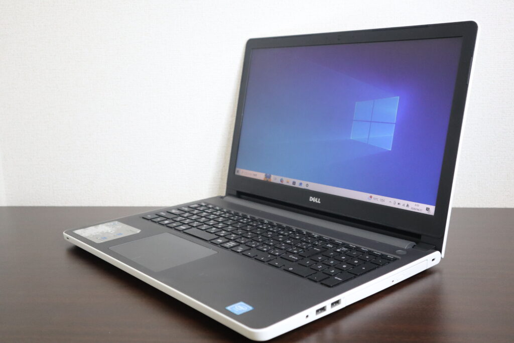 DELL製 Inspiron 5558 ノートパソコン
