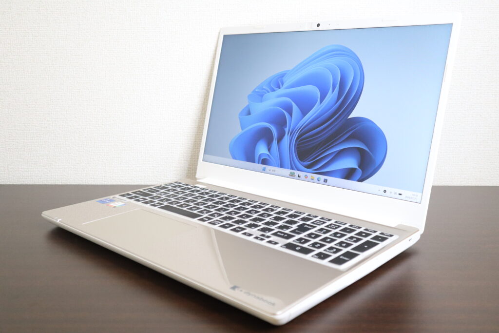 dynabook製 T6 P2T6WBEG ノートパソコン