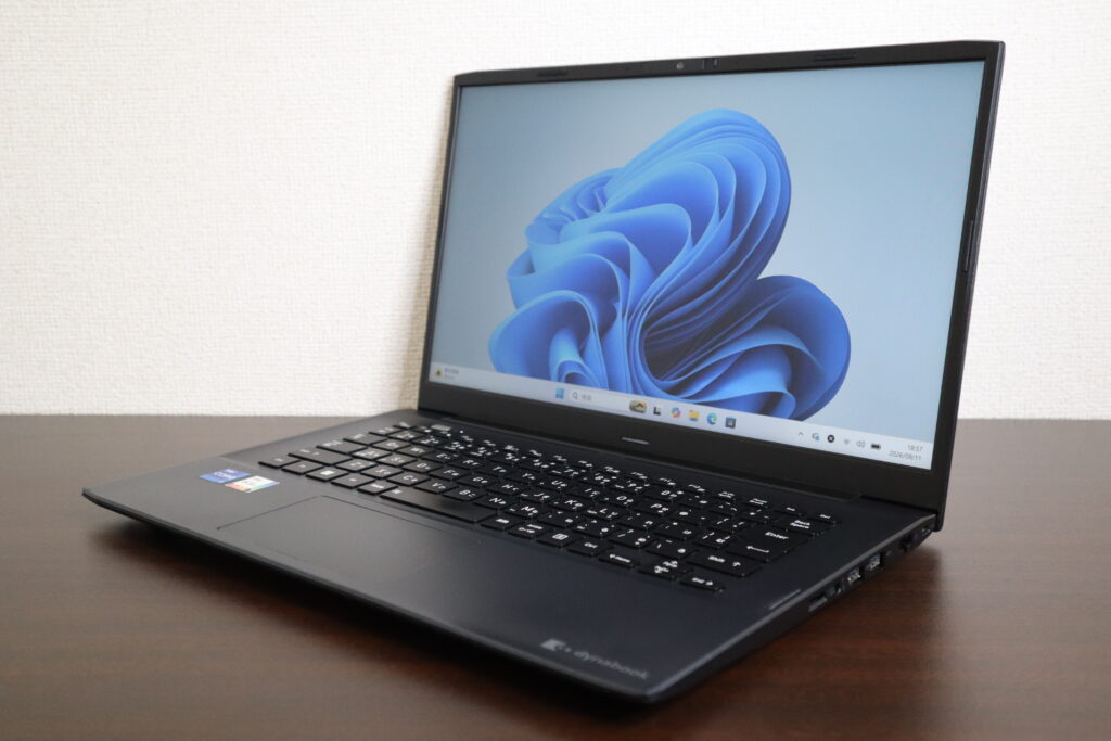 dynabook製 M7 P1M7VNEL ノートパソコン