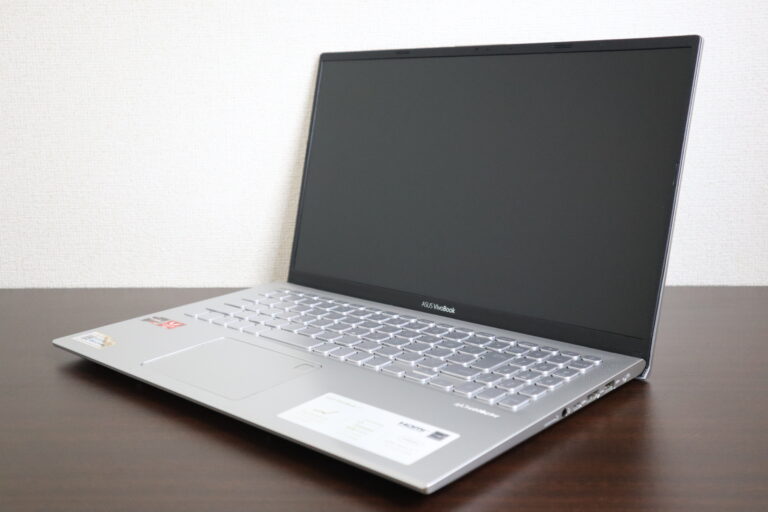 ASUS製 VivoBook 15 X512D ノートパソコン