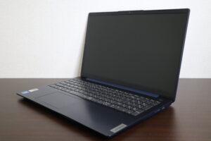 Lenovo製 IdeaPad 3 15IAU7 ノートパソコン