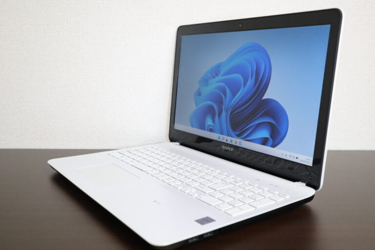 SONY製 VAIO Fit 15E SVF153B1GN ノートパソコン