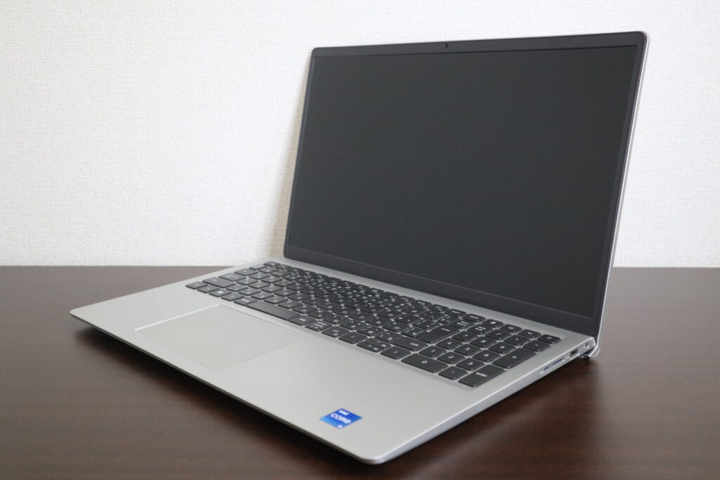 DELL製 Inspiron 3511 ノートパソコン
