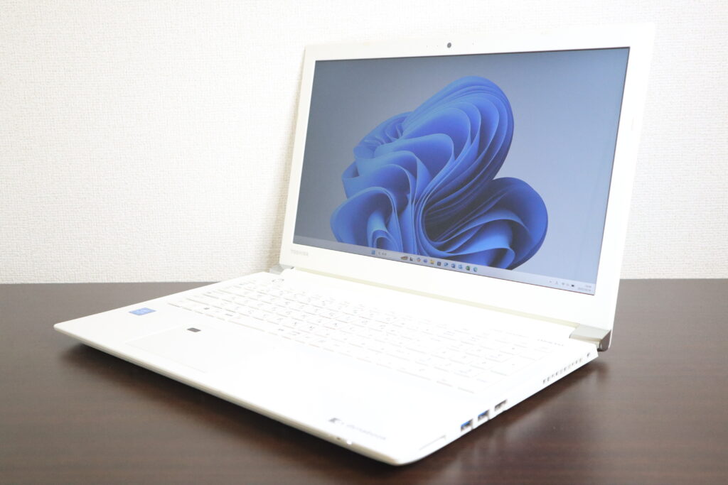 dynabook製 P1E4JNEW ノートパソコン