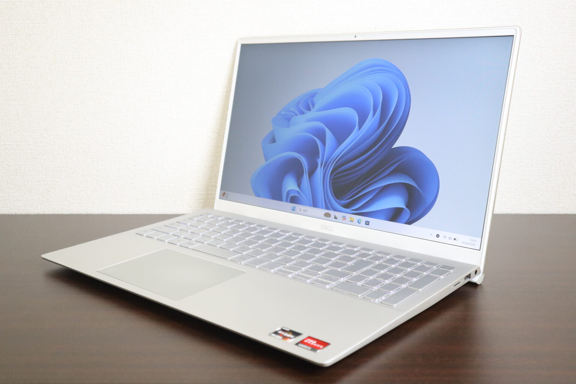 DELL製 Inspiron 5505 ノートパソコン