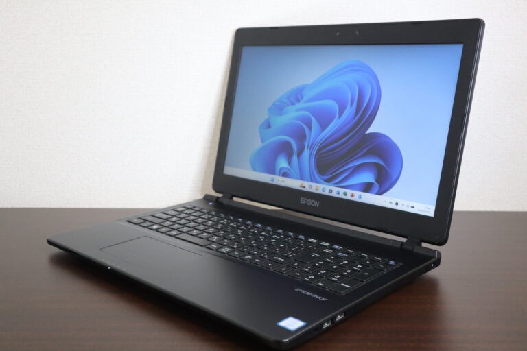 EPSON製 Endeavor NJ4000E ノートパソコン