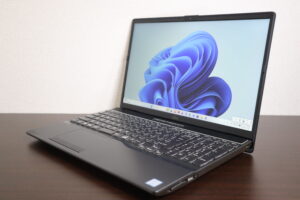 FUJITSU製 AH77/D3 FMVA77D3B ノートパソコン