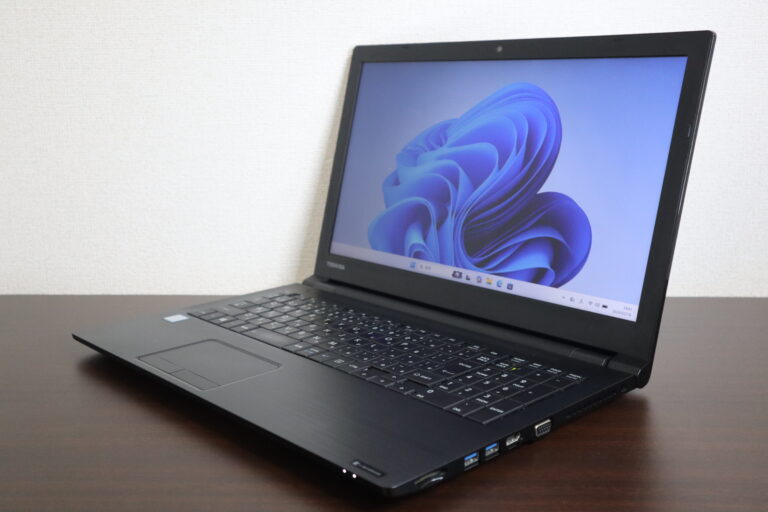 TOSHIBA製 B65/D PB65DEADCF7AD11 ノートパソコン