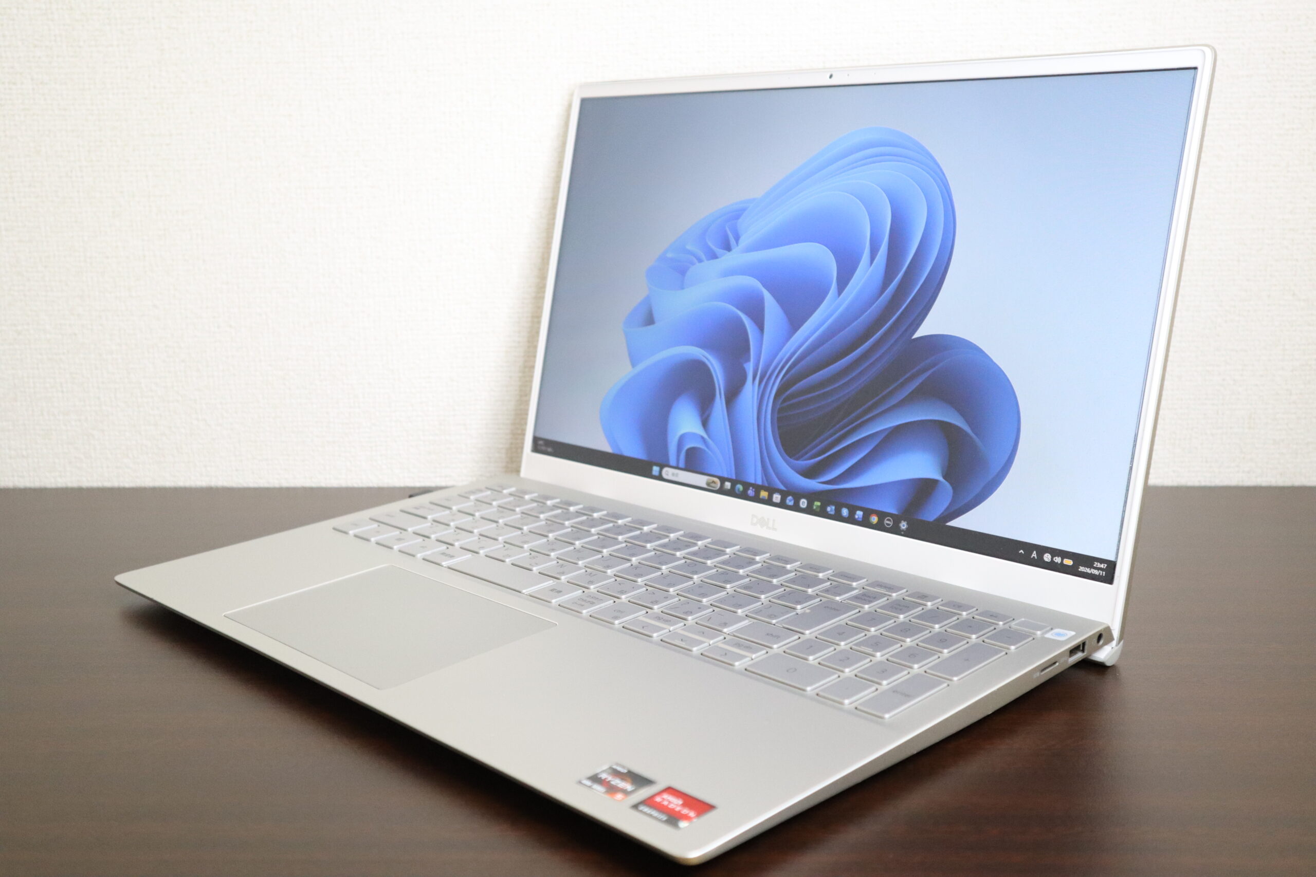 DELL製 Inspiron 5505 ノートパソコン