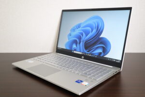 HP製 Pavilion 15-eg0526TU ノートパソコン