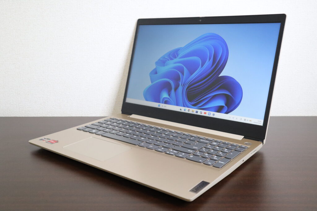 Lenovo製 IdeaPad 3 15ADA05 ノートパソコン