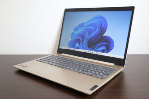 Lenovo製 IdeaPad 3 15ADA05 ノートパソコン