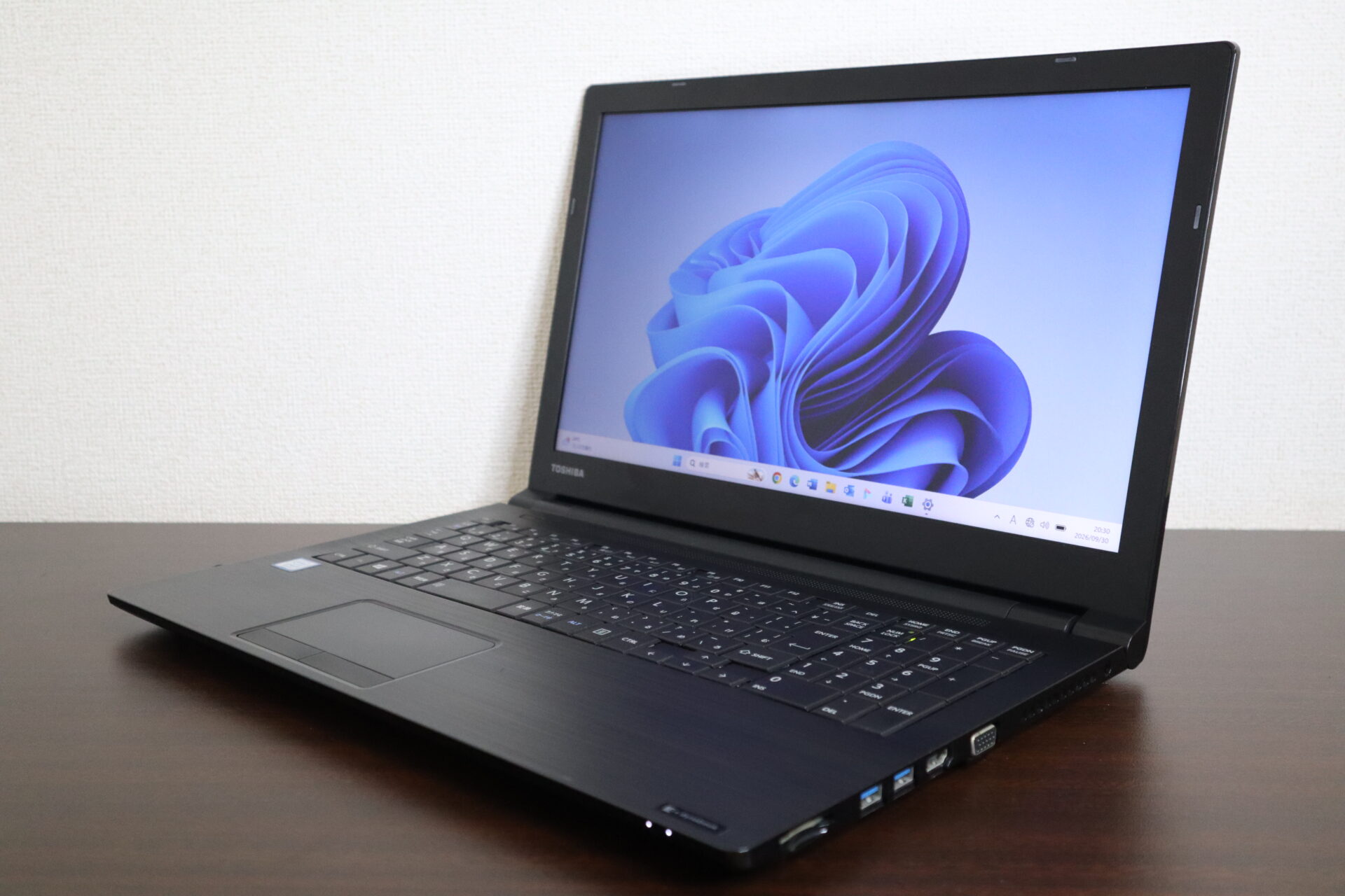 dynabook製 B65/DN PB6DNYB11R7GD1 ノートパソコン