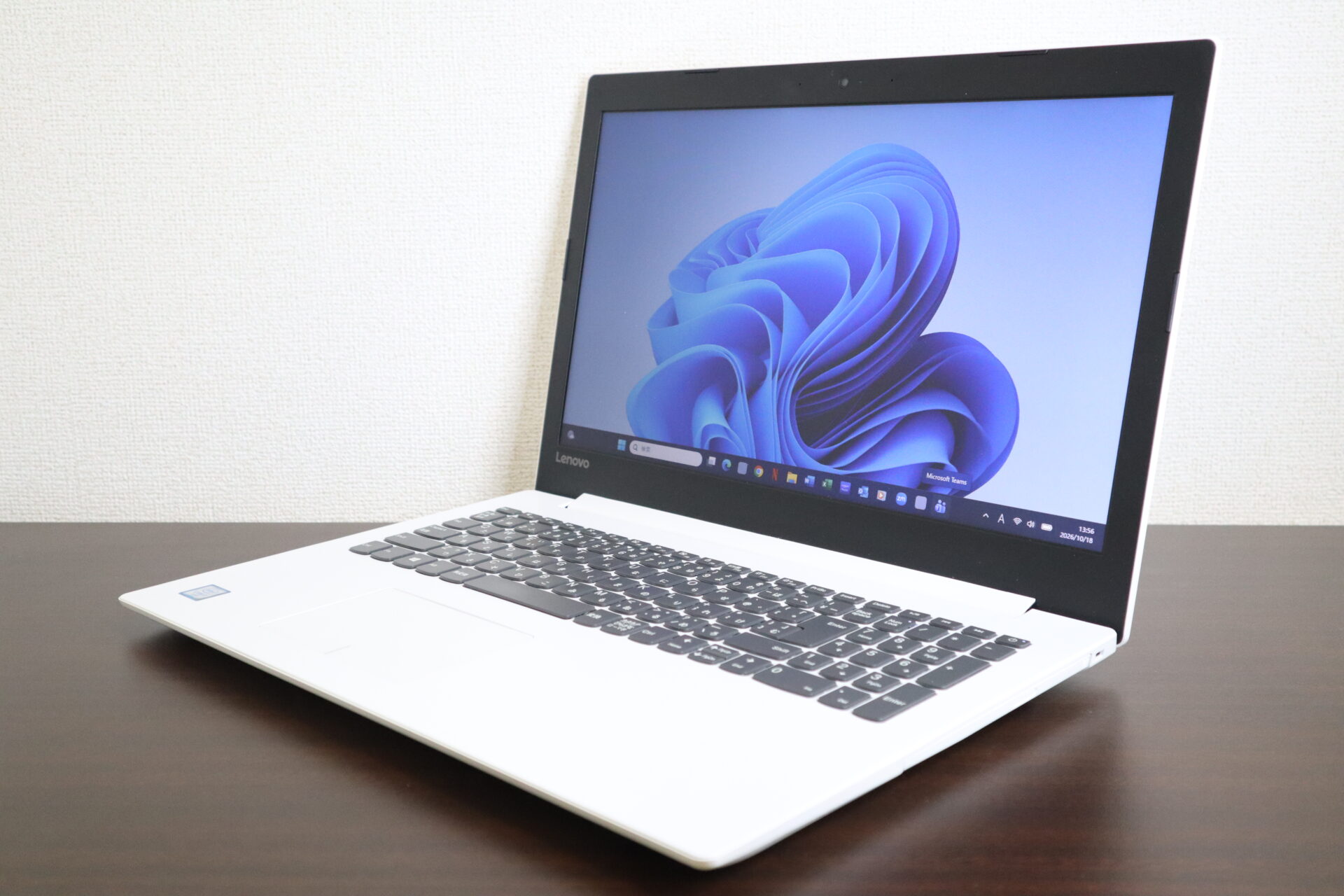 Lenovo製 ideapad 320-15ISK ノートパソコン