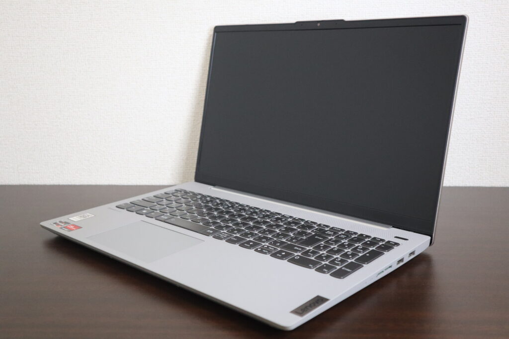Lenovo製 IdeaPad 5 15ARE05 ノートパソコン