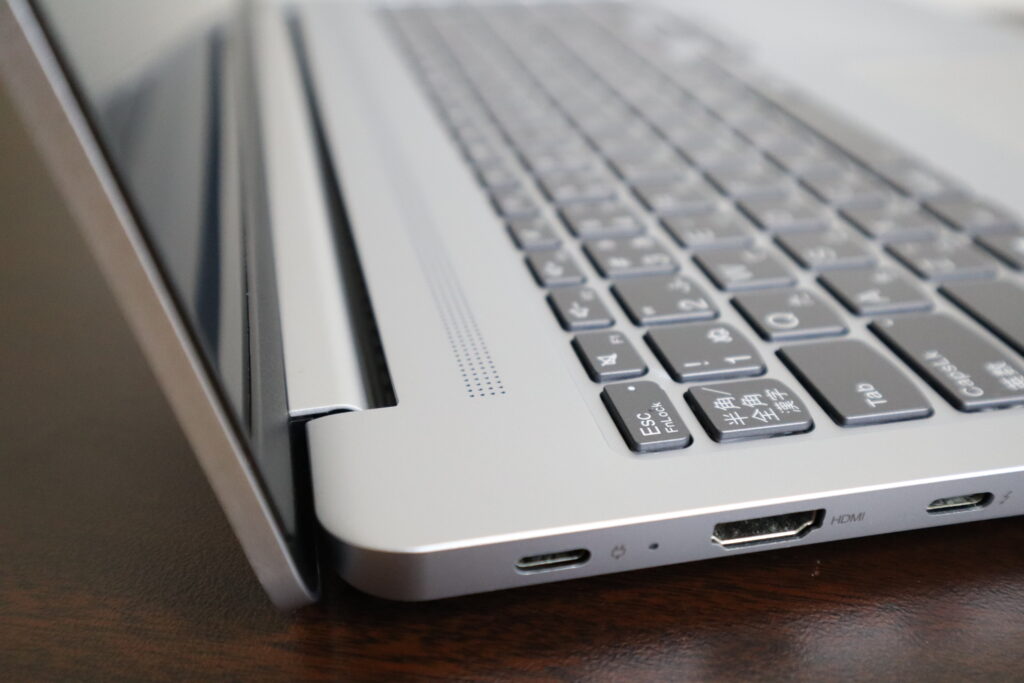 Lenovo製 IdeaPad 5 Pro 16IAH7 ノートパソコン